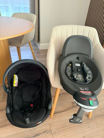 Baby Car Seat 360 base like new