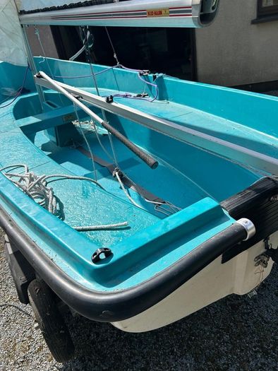 OSM 13ft 5in 404 fibreglass clinker boat
