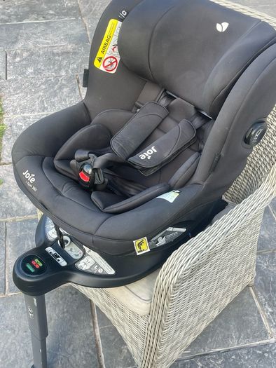 Joie i-Spin 360 rotating car seat