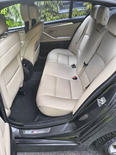 BMW 5-Series 2011