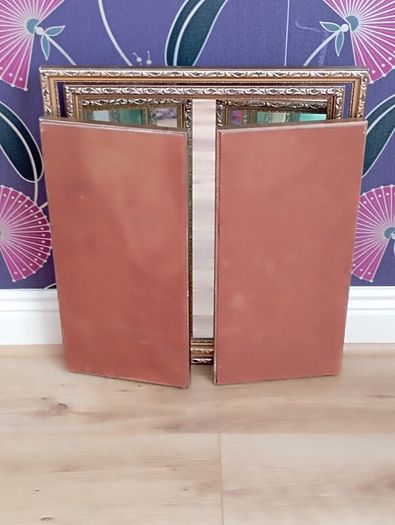 Vintage style mirror