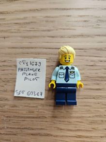 lego cty1679 passenger plane pilot, set 60367