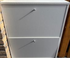 Free shoe cabinet