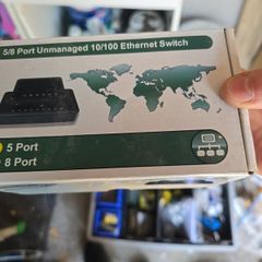 Mini network Switch plug and play