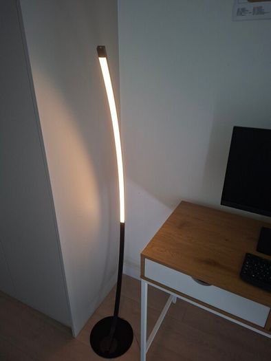 Stylish design standing Lamp