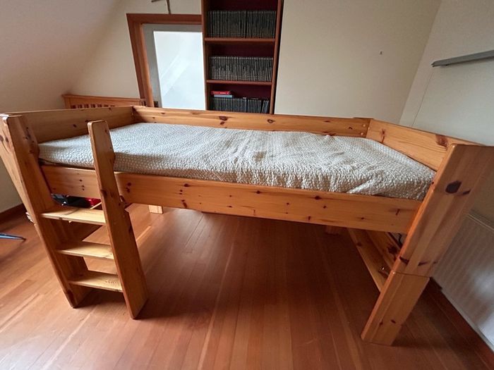 Mid sleeper Scandinavian Pine- Bunk bead, High Single Bed