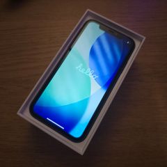Iphone 11, Registered post included