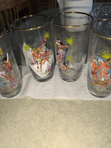 SET of  4 vintage charm to your collection with this delightful 1950s enamelled dancing figure drinking glass or tumbler.