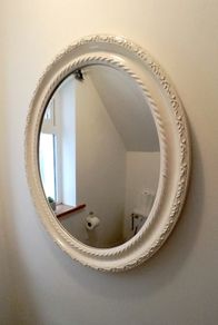 Mirror oval