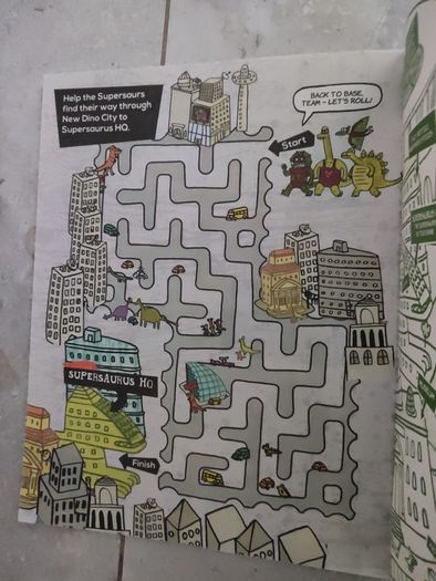 Dino Supersaurus Book with 2000 Stickers