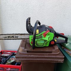 chainsaw