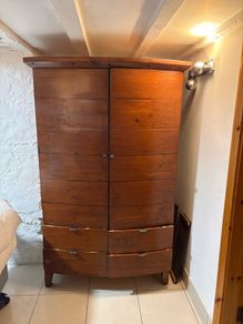 Armour barrel shaped cabinet