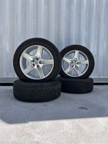 Genuine Land Rover Defender Sport 20" Alloy Wheels - New Tyres