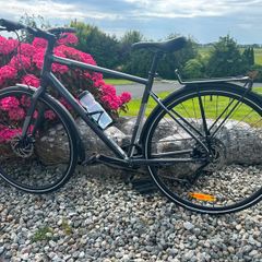 Cannondale  Quick EQ Hybrid bike