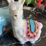 2 x lamas Image 2