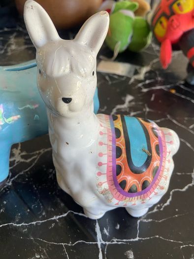 2 x lamas