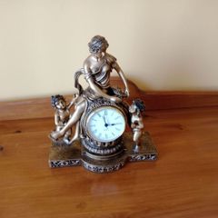 Vintage style mantle clock