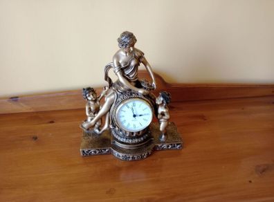 Vintage style mantle clock