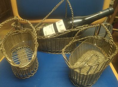 Vintage wire wine holders x3