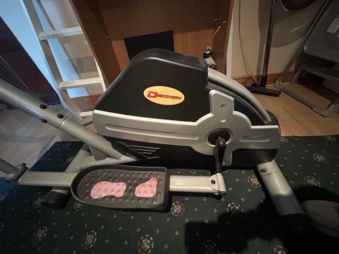 Reebok Electric Treadmill and Discovery Cross Trai