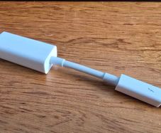 Apple Thunderbolt To Gb Ethernet (a1433)