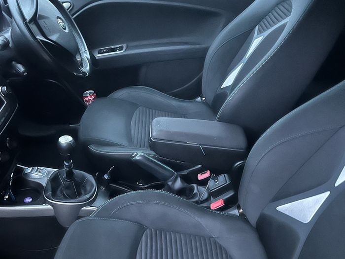 2014 Alfa Romeo Mito