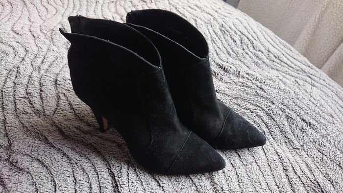 Black Suede Ankle Boots  Size 5