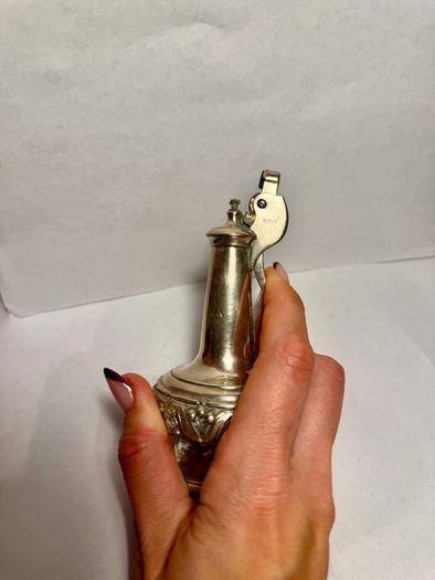 Ronson Decanter Deluxe Lighter