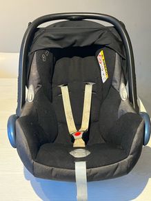 Maxi cosi car seat & isofix