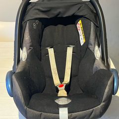 Maxi cosi car seat & isofix