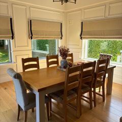 Dining room table and 8 chairs
