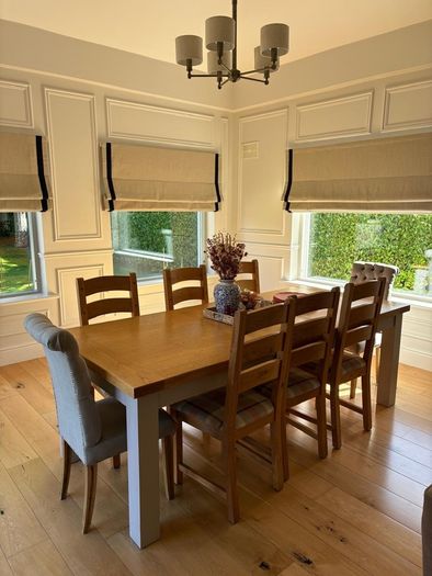 Dining room table and 8 chairs