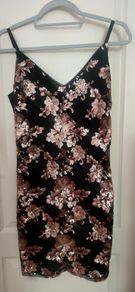 Quiz dress size 12