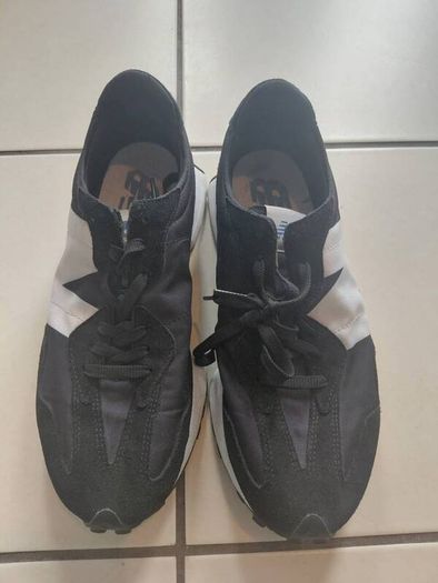 Mens New Blanace 327 trainers