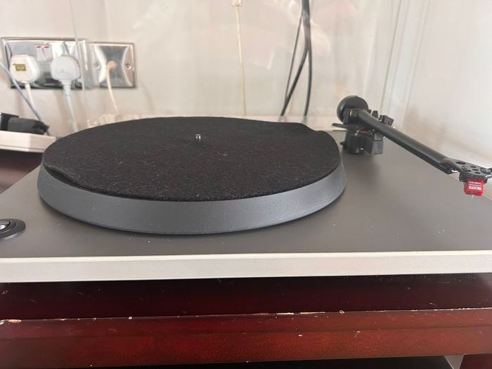 Nad C533 Turntable