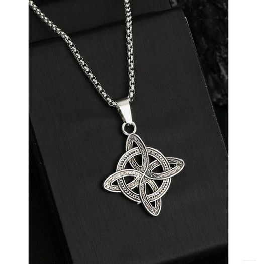 Vintage Style Celtic Knot Necklace