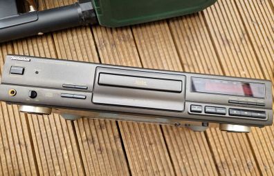Technics Compact Disc Player