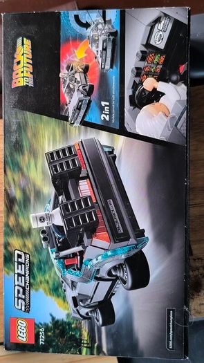 LEGO Back to the Future Delorean