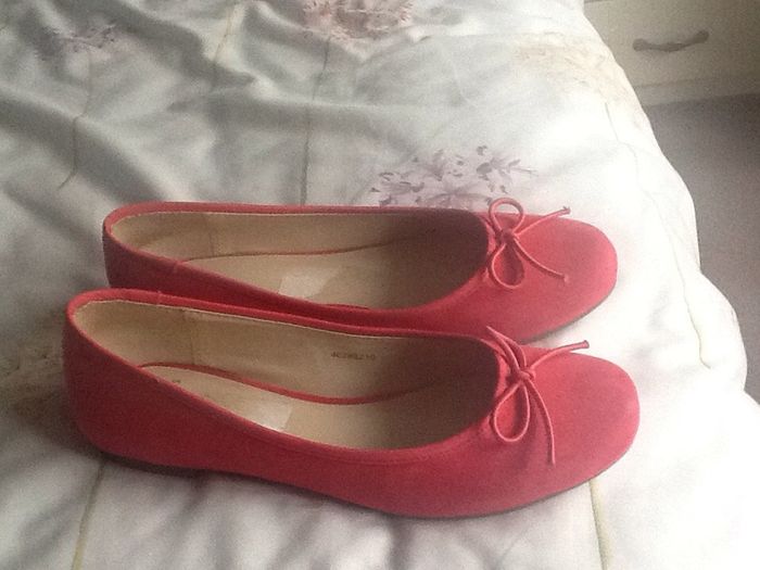 Pink suede effect shoes -Clarks