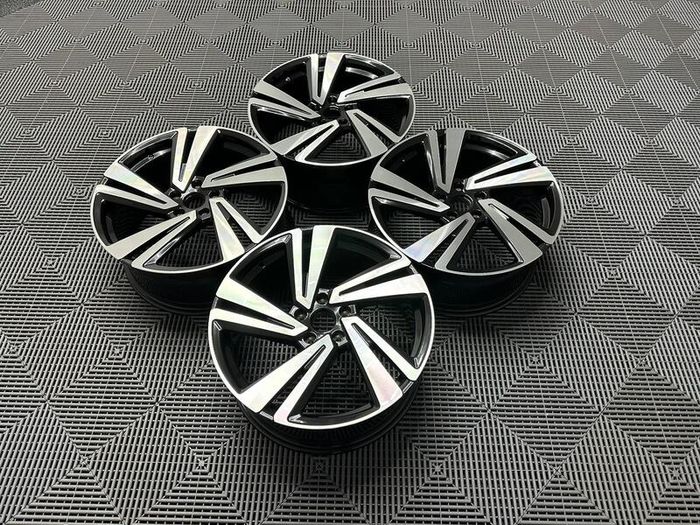 19" Inch Vw Nevada Style Wheels Golf MK6 MK7 MK8 Audi A3 Q3 Caddy Passat Skoda Octavia 5x112
