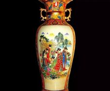 Pair Of Vintage Japanese Decorative Vase's