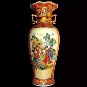 Pair Of Vintage Japanese Decorative Vase's