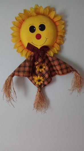 Wall hanging decoration