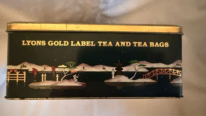 Vintage Lyon's teabag box tin -good condition