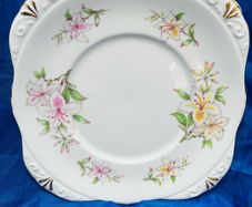 tara china cake plate