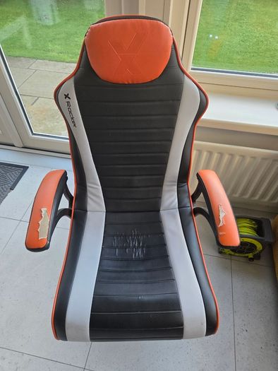 Free gaming chair