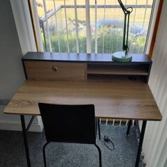 Desk & Lamp
