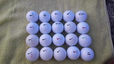 20 Nike Golf balls