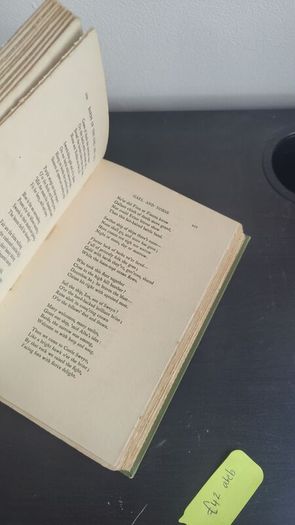Bards of the Gael and Gall: Examples of the Poetic Literature of Erinn Sigerson, George Published by T. Fisher Unwin, London, 1907