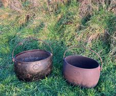 Antique Pair of Kendrick & Sons Cast Iron Pots